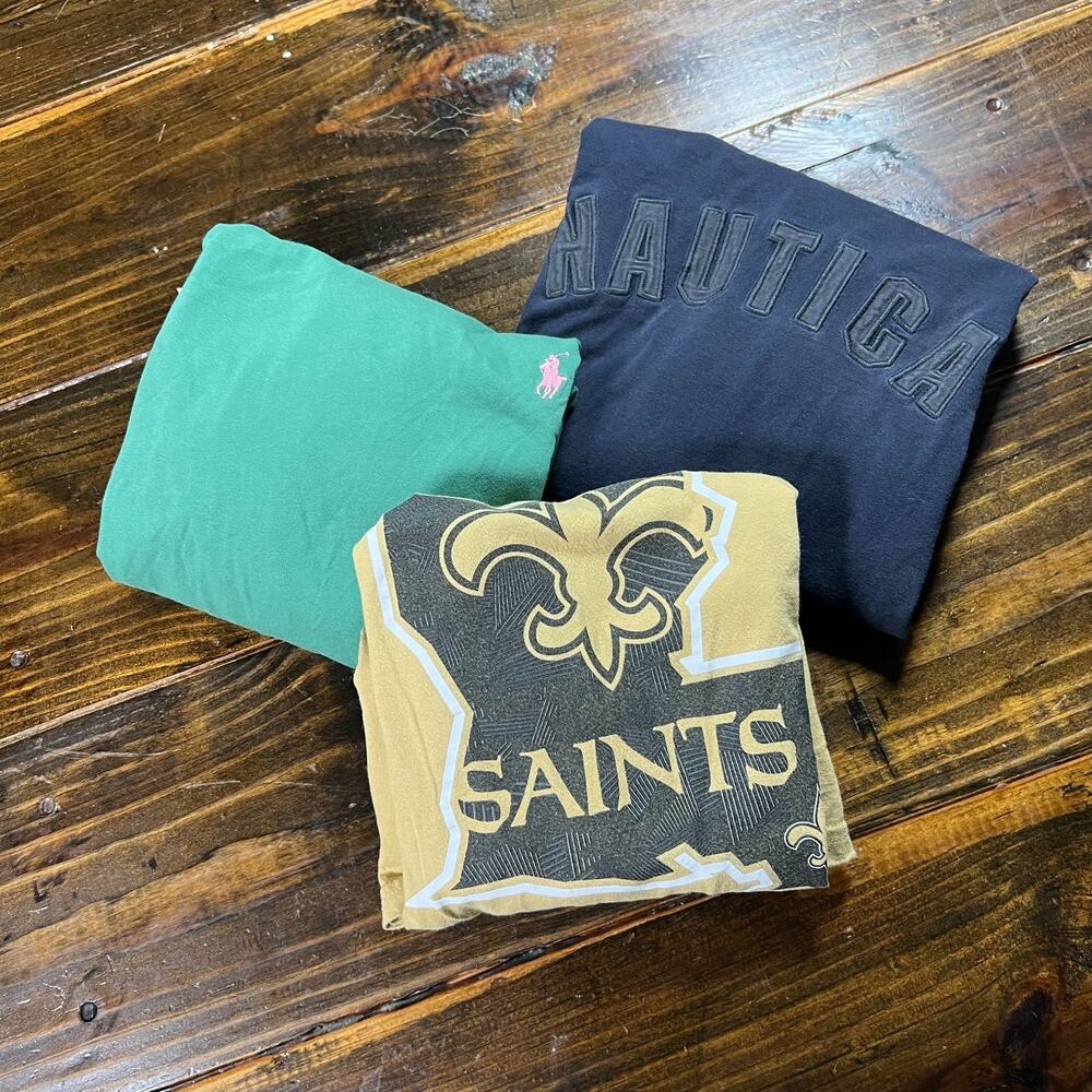 Men's T-Shirt Lot of 3 Size M Medium Various Brands and Styles Pre-Owned Used